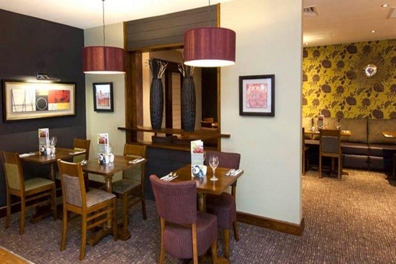 Premier Inn Camberley Luaran gambar