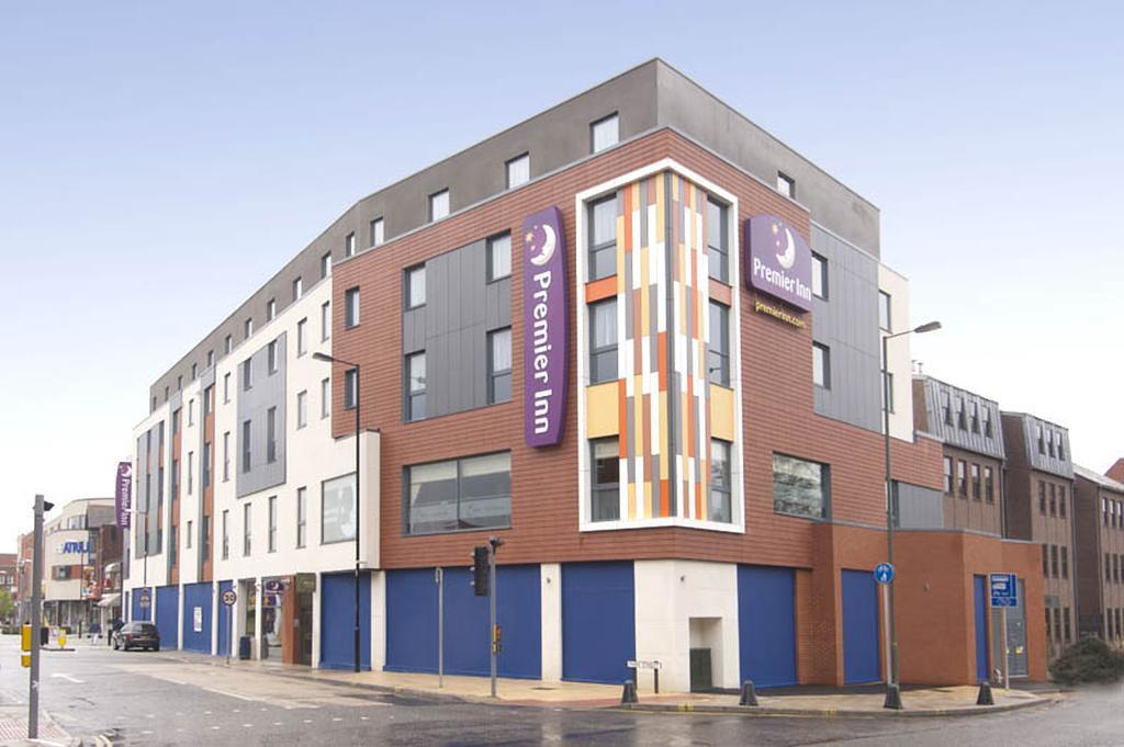 Premier Inn Camberley Luaran gambar